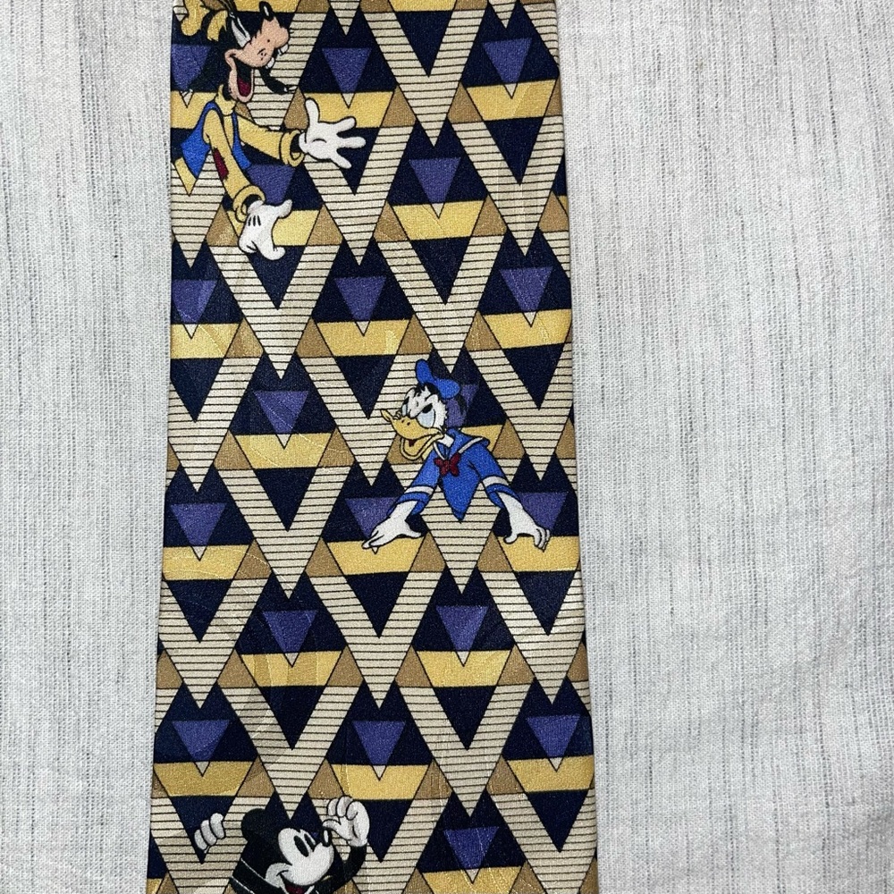 Walt Disney World ‎ Geometric 100% Silk Tie, OS - Picture 2 of 4